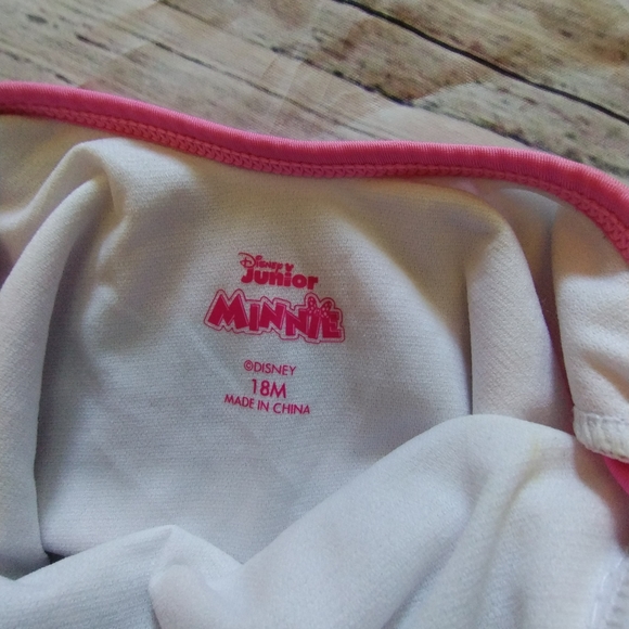 Swimsuit - Picture 5 of 5